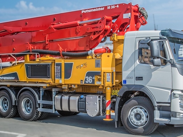 Автобетононасос Putzmeister М 36-4 LW